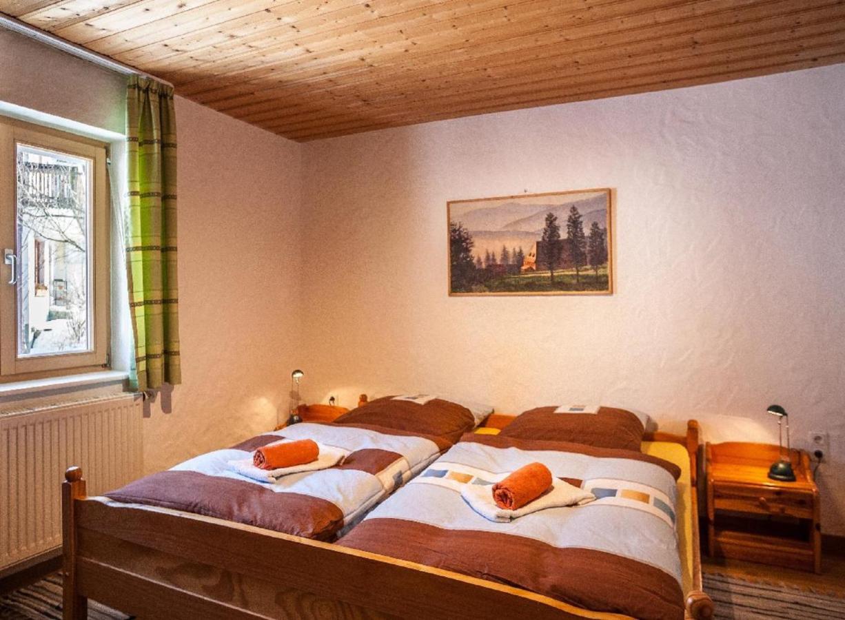 Ferienwohnung Sigi'S Waldhaus Нойшенау Екстер'єр фото
